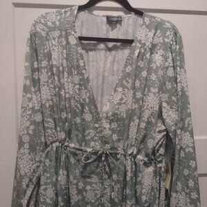 Summersalt Flowy Sage Green Dress Size M.  NWOT.